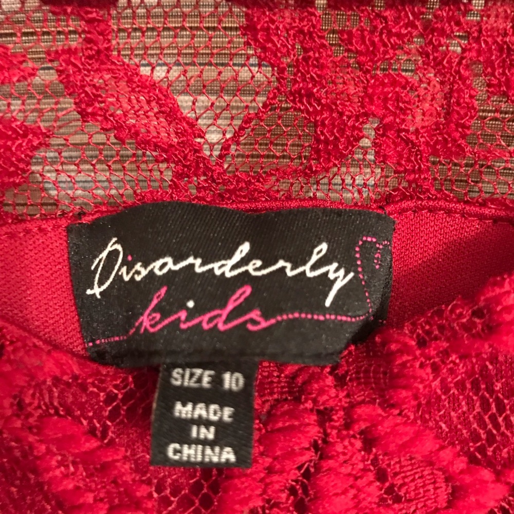 Red dress w belt
